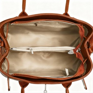Sac fourre-tout en cuir véritable fait main, sac à main classique et tendance, fermeture éclair ouverte, bandoulière réglable, durable, spacieux, sac à main quotidien parfait - Product Image 3