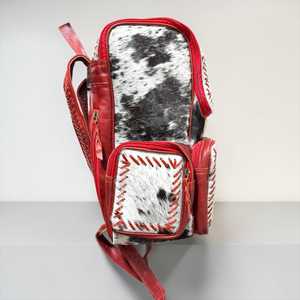 Sac à dos bohème en cuir de vachette avec surpiqûres rouges et fermeture éclair – Design multifonctionnel toutes saisons - Product Image 4