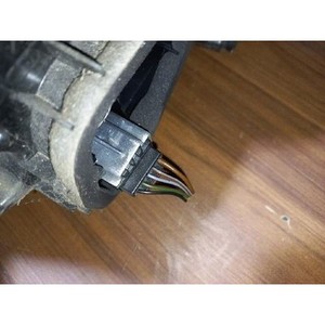 Feu arrière extérieur gauche d'occasion OEM CC 2012-2016 3C8945207AD - Product Image 5