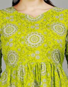 Nuevo y Elegante Salwar Kurtis Recto de Rayón para Mujer, Color Personalizado, Antiarrugas, Conjunto para Fiesta y Festival, Estampado Digital Indio - Product Image 2