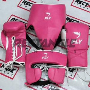 Ensemble de boxe Muay Thai de qualité supérieure avec logo personnalisé, modèle professionnel dernier cri, super confortable, en cuir professionnel pour le kickboxing - Product Image 1