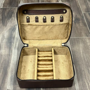 Boîte de rangement de bijoux de voyage en plein air usinée à la main en cuir de vache personnalisée en gros étui à bijoux à la mode avec fermeture à glissière - Product Image 6