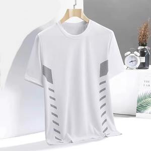 T-shirt de sport pour homme grande taille, 100 % coton, 220 grammes, séchage rapide, avec broderie personnalisée du logo OEM, design vierge sur le devant, collection été 2026 - Product Image 5