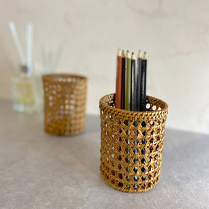 Contenedor de ratán para bolígrafos, estuche trenzado de bajo costo, cesta personalizada, organizador de mesa. - Product Image 6