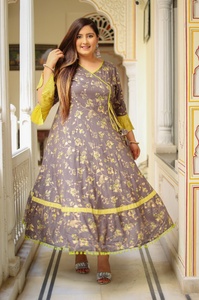 Angrakha Kurti Anarkali en rayonne à motif floral pour femme, grande taille, manches cloche, coupe évasée, tenue décontractée ou de soirée, couleur gris - Product Image 2