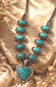 Collier Cœur Fleur de Squash Style Turquoise, Bijou Western Perlé et Fait Main pour Femme, Idéal Cadeau - Product Image 5