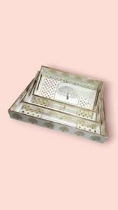 Plateaux de service carrés en bois de haute qualité avec poignées pour le petit-déjeuner au lit, le déjeuner, les dîners, les fêtes, plateau à thé rétro en émail - Product Image 6