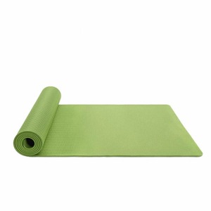 Tapis de yoga vert rectangulaire TPE 6 mm antidérapant usage universel - Product Image 2