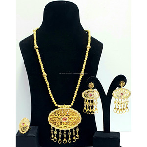 Conjunto de joyería chapado en oro de 24 quilates único para mujer moderna 4GRM temporada mejor oferta anillo de pendiente lleno de oro colección de boda encantadora - Product Image 1