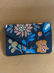 Sac à main enveloppe brodé de perles florales fait main pour femme, pochette d'épaule de luxe brodée, pochette de créateur personnalisée OEM - Product Image 2