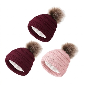 Gorros de Invierno de Alta Calidad en Oferta, Gorros Tejidos con Diseño de Etiqueta Personalizada, Gorros de Invierno con Personalización Disponible - Product Image 2