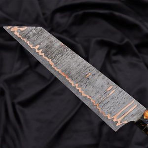 Cuchillo de chef de cobre damasco hecho a mano de lujo con mango de madera de espiga completa para una cocina de precisión y preparación culinaria gourmet. - Product Image 4