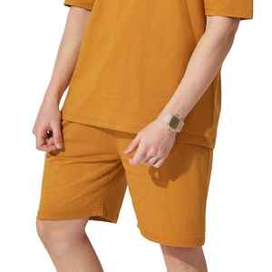 Conjunto de Camiseta y Pantalones Cortos Personalizados, Mezcla de Algodón y Poliéster, Teñido Liso, Conjunto de 2 Piezas con Estampado para Hombre - Product Image 4