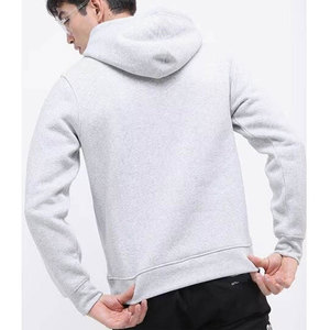 เสื้อฮู้ดผู้ชายสีเทา ทรงหลวม ผ้าฝ้ายเฟรนช์เทอร์รี่ สวมใส่สบายๆ สำหรับฤดูใบไม้ร่วง มีกระเป๋า ดีไซน์ถัก ทรงโอเวอร์ไซส์ โลโก้ด้านหลัง น้ำหนัก 350 กรัม - Product Image 3