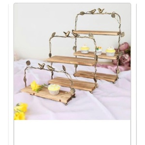 Fancy Stylish Designer Gold Plated Premium Quality Metal Made Leaves Designer Home Hotel Table Centerpiece Luxury <b>Cake</b> <b>Stand</b> - Product Image 2