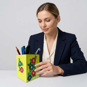 Porte-stylos de bureau Meena Square Art Déco éclairé avec impression UV, motif blanc et bleu, empilable, rangement de bureau - Product Image 1