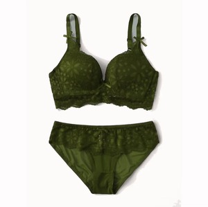 Conjunto de Ropa Interior de Dos Piezas para Mujer, Bra Deportivo y Panties de Algodón 100% - Product Image 2