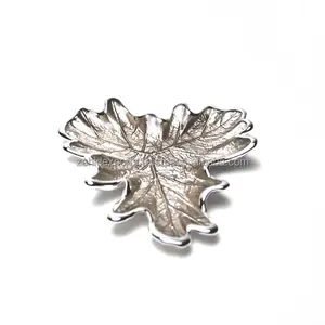 Plateau décoratif en métal rond multifonctionnel moderne en aluminium fait main élégant pour présentation sur table par Zahid Exports - Product Image 3