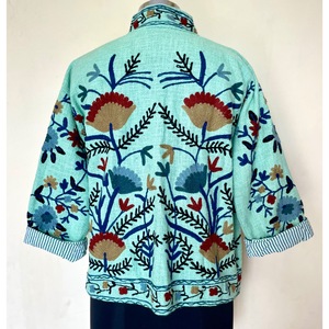 Veste universitaire en toile de coton brodée à la main SHYAM EXPORT, col mandarin, motif floral, manches classiques, automne-hiver - Product Image 4