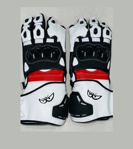 ถุงมือขี่มอเตอร์ไซค์ BERIK หนังแท้แบบมีรูระบายอากาศ พร้อมแผ่นป้องกันข้อศอกและนิ้วมือ - Product Image 1