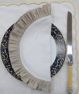 Servilleta de Lino 100% Puro Natural Blanca Lisa con Borde Decorativo con Volantes, Fabricante y Proveedor Personalizado de Textiles para el Hogar - Product Image 2
