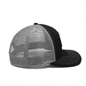 Gorra de camionero de malla blanca con parches de cuero con logotipo personalizable, sombreros jóvenes y de alta calidad para adultos, hechos a mano en la fábrica de Vietnam - Product Image 4