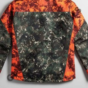 Chaqueta impermeable con capucha para hombre, de alta calidad, para exteriores, con camuflaje verde y naranja en contraste, para caza, senderismo y jungla. - Product Image 5
