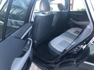 Mint Outbackk Premium AWD 2024 SUV noir avec moteur 2.5L et transmission intégrale - Product Image 5