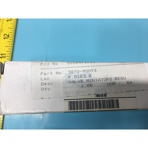Vanne miniature régulatrice AMAT 3870-90093 1/8" - Équipements et pièces semi-conductrices de renommée mondiale à confiance - Product Image 1