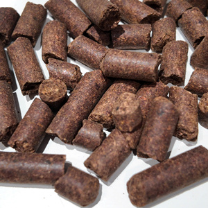 Granulés de déchets agricoles cylindriques de 8 mm de diamètre, combustible biomasse compressé pour le chauffage et l'amélioration des sols - Product Image 1