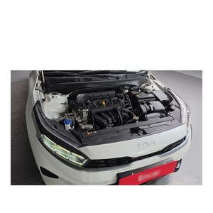 Para Kia K3 1.6 con Cámara Trasera, Asientos de Cuero, Volante a la Izquierda - Modelo Abril 2022, 54,284 km - Product Image 6