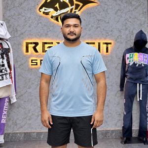 ชุดเสื้อยืดและกางเกงขาสั้นสำหรับฝึกซ้อมกีฬา ทีมมืออาชีพ สวมใส่สบาย รับสั่งพิมพ์ลาย สีสันหลากหลาย สำหรับทุกเพศ เหมาะสำหรับสโมสรและทีมกีฬา - Product Image 1