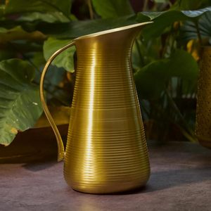 Carafe à eau en laiton artisanale avec motif floral, pichet en laiton avec poignée pour la salle à manger, la cuisine, les hôtels, les cadeaux - Product Image 5