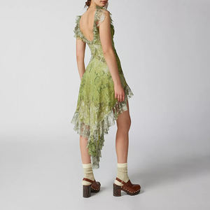 Robe mi-longue asymétrique à volants en dentelle verte pour femme SHENGFU, style vintage, sans manches, en maille florale irrégulière, pour soirée - Product Image 3