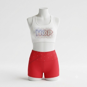Ensemble d'uniformes de cheerleading personnalisés avec strass, 2 pièces, soutien-gorge et short - Product Image 1
