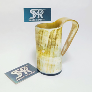 Chope à bière artisanale en corne africaine, écologique, matériau biologique, finition naturelle, design animal élégant, thème médiéval, 5 pouces - Product Image 3
