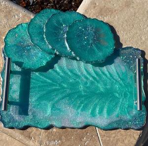 Bandeja de resina hecha a mano con posavasos, modelo de diseño, juego de bandejas para servir, para uso diario en el hogar, la cocina y la oficina, de la India. - Product Image 4