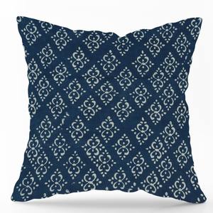 ปลอกหมอนอิงผ้าฝ้ายสีครามพิมพ์ลายด้วยมือ งานฝีมือชาวอินเดีย ปลอกหมอนตกแต่งโซฟา ผู้จัดจำหน่ายขายส่ง - Product Image 4