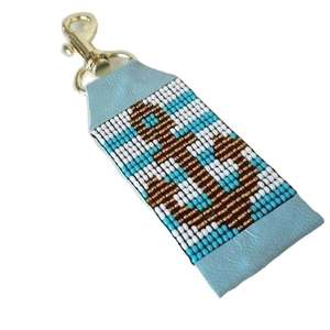 Llavero Artesanal con Cuentas, Elegante Colgante para Coche y Bolso, Artículo de Regalo al por Mayor a Precio Económico - Product Image 2