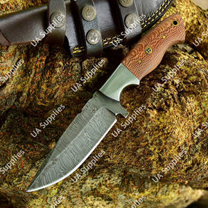 Couteau de chasse, de camping et de bushcraft à lame fixe de 8 pouces en acier Damas fait main, manche ergonomique en bois de Chinar, DIY OEM - Product Image 5