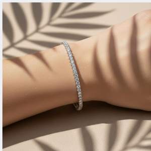 Pulsera de tenis con diamantes redondos engastados en punta de 5.00 quilates - Product Image 6