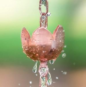 Cadena de lluvia de taza grande de aluminio para canalones, decoración de características de agua de jardín, cadena de lluvia de diseño personalizado de cobre de La India - Product Image 4