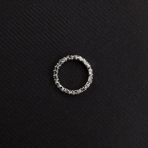 Anillo de Diamantes de Platino, Joyería Elegante y con Estilo de Diseño Premium para Bodas, Fiestas y Eventos Especiales - Product Image 5
