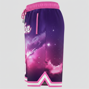 Shorts de basketball personnalisés pour hommes, imprimé galaxie violet rose, sublimation, séchage rapide, style sportif, taille à cordon, longueur courte - Product Image 2