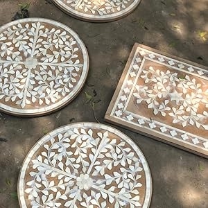 Bandeja de Servir Personalizada con Incrustaciones de Hueso y Diseño Geométrico, Bandeja de Lujo Hecha a Mano para Servir en la Cocina, Decoración Otomana y Café - Product Image 5