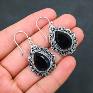 Pendientes Personalizados de Plata de Ley 925 con Ónix Negro Creado en Laboratorio, 1.9 Pulgadas, Joyería de Piedras Preciosas Hecha a Mano, Pendientes Finos Antiguos, Regalo para Mujer - Product Image 1