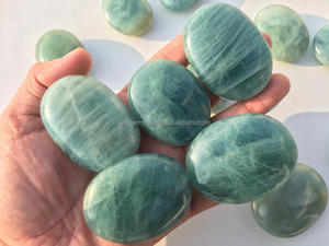 Meilleure vente Aquamarine Palmstone pierre semi-précieuse naturelle polie pour la main d'énergie métaphysique de guérison Feng Shui Reiki - Product Image 6
