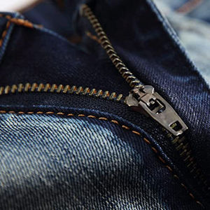 Shorts en jean vintage pour hommes – Vente en gros – Mode estivale respirante – Taille mi-haute – Pantalons courts d'hiver – Jeans tricotés délavés foncés - Product Image 3