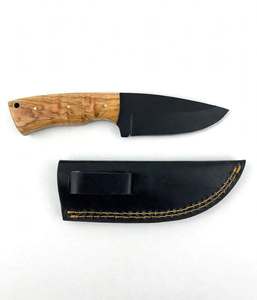 Couteau utilitaire artisanal en acier carbone noir mat, lame à pointe tombante, manche en bois d'olivier - Product Image 1