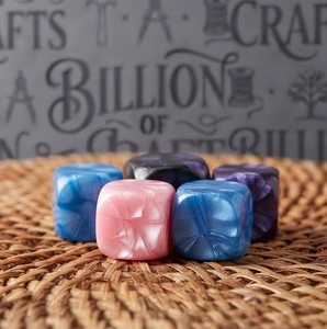 Dados de Resina de 16 mm, Multicolores, Acabado Perlado, Esquinas Cuadradas, Accesorios para Juegos de Mesa, Manualidades para Fiestas - Product Image 2